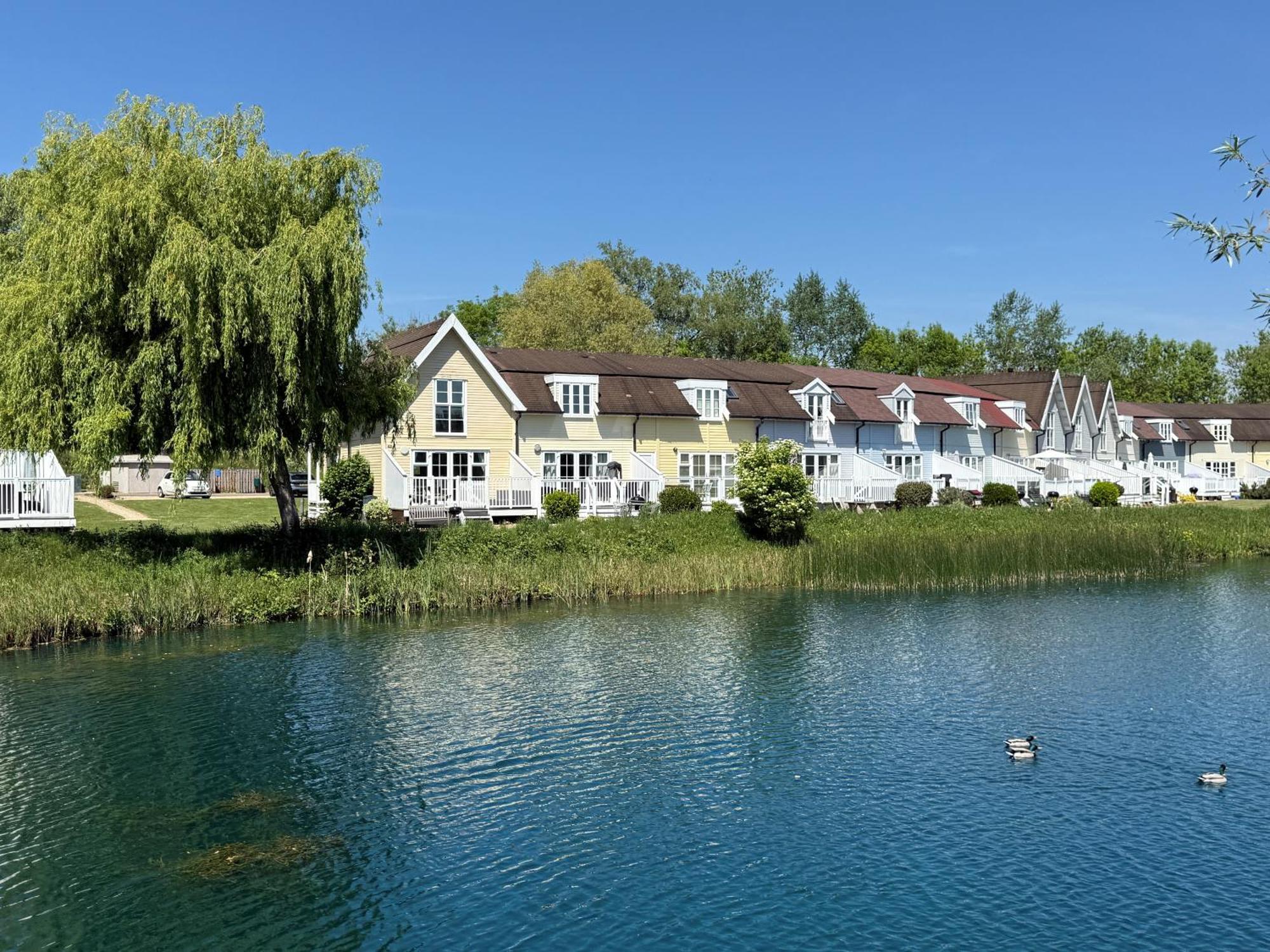 Emerald Lake House South Cerney Exteriör bild